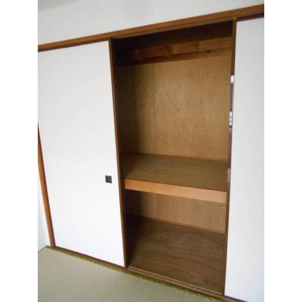 セゾン西船 収納