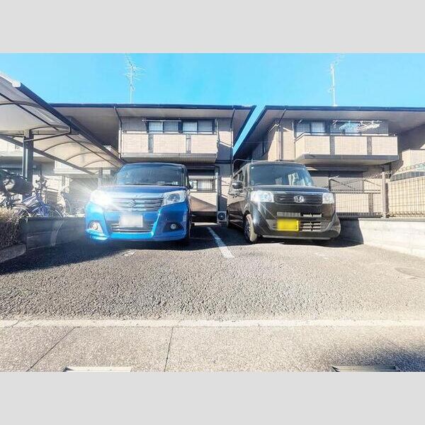 サンモール・ソシア　1101号室 駐車場