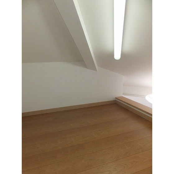 クレスト立川 内観