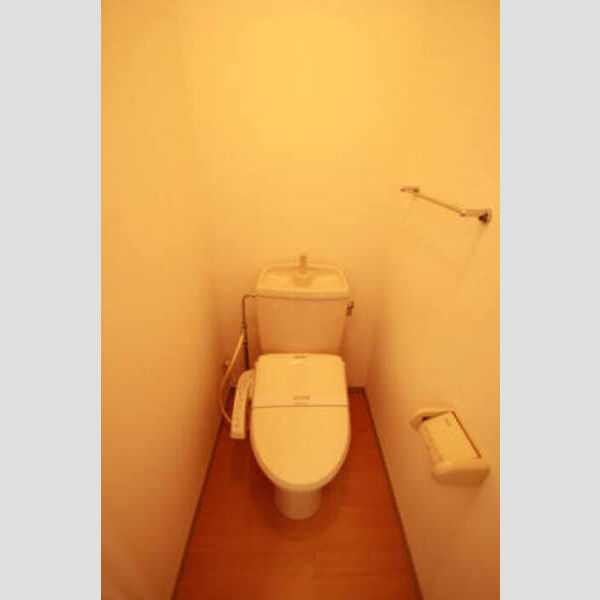 ベルデュール105号室 ベルデュール105 トイレ