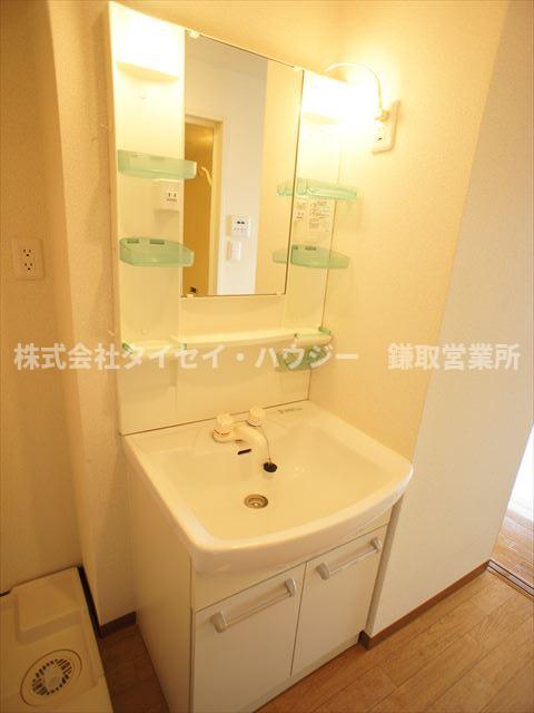 マリンパレス登戸 同タイプのお写真となります。