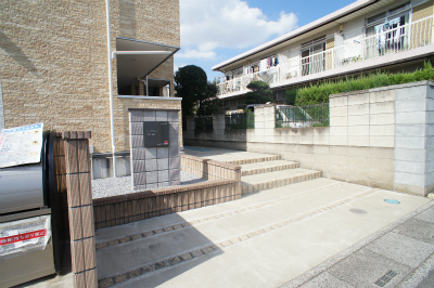 リブリ・ルポン エントランス