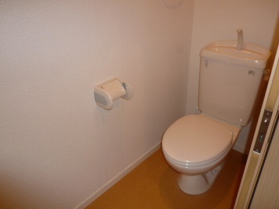 ブリーズ東海神Ａ1階 トイレ