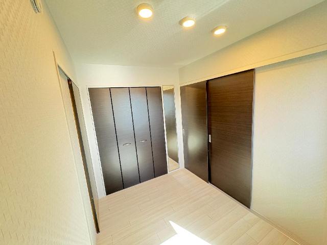 ラ・セルリアン（La Cerulean）303号室 洋室