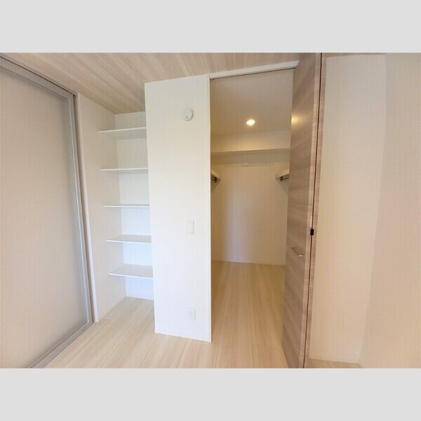愛宕ビューハイツ　2201号室 ウォークインクローゼット