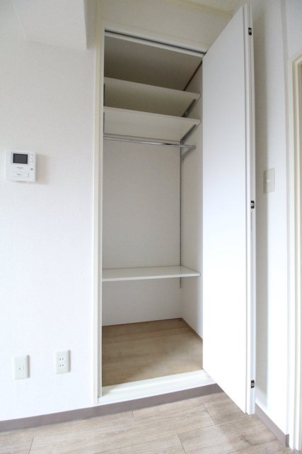 住建第7ハイプレース クローゼット