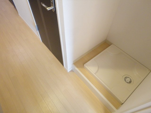 Ｂｌａｎｃ・Ｌｅｙｓｉｎ（ブラン・レザン）301号室 室内洗濯機置場