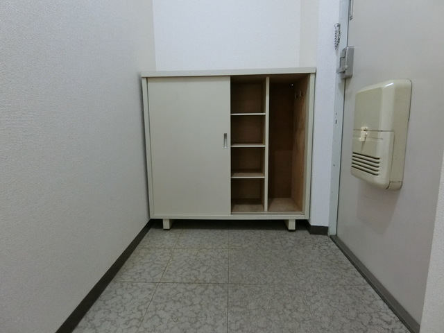 グリーンパーク田園２０号 玄関