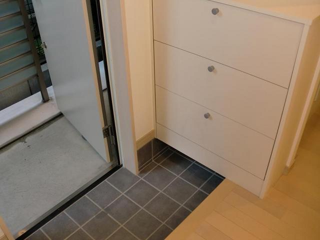 Ｌｕｍｉ　Ａｎｅｌａ 下駄箱