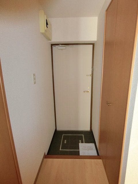 モルゲンロート0105号室 玄関