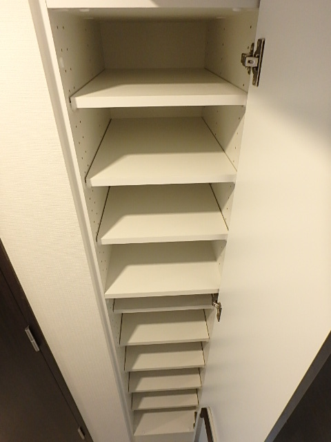 ガーラ・プレシャス東麻布 ◆シューズBOX◆