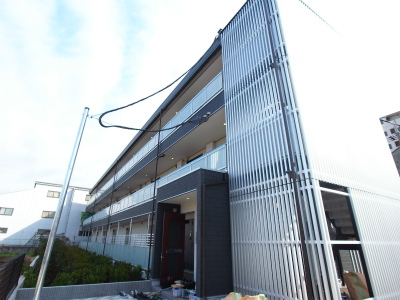 リブリ・シャイニー平松1階 外観