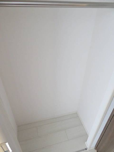 ガーラ・リバースクエア横濱南7階 収納