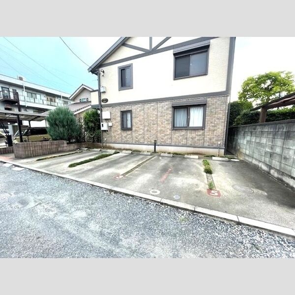 ボヌール201号室 駐車場