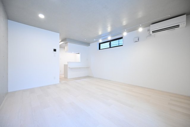 Ｌｅ　Ｎｉｄ　日本橋地下1階 リビング