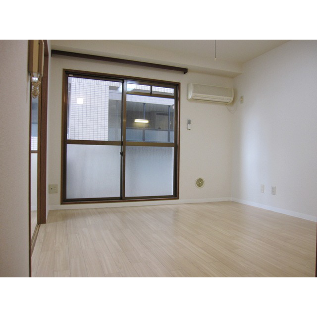 プレール早稲田 リビング