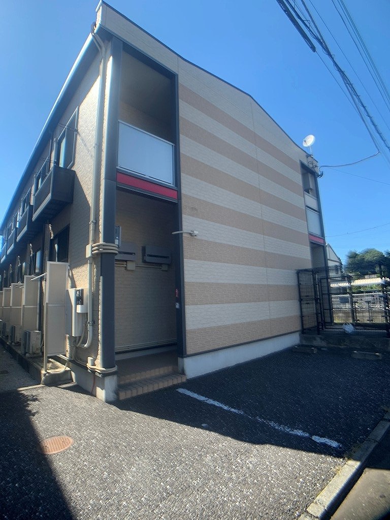 レオパレスクレール岸町の外観画像