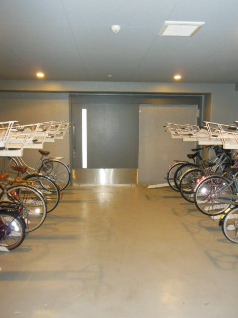 ガーラ・ヴィスタ横濱西口6階 駐輪場置場