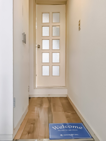 スカイピア港南台 玄関