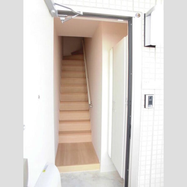 アマービレ　A棟 玄関