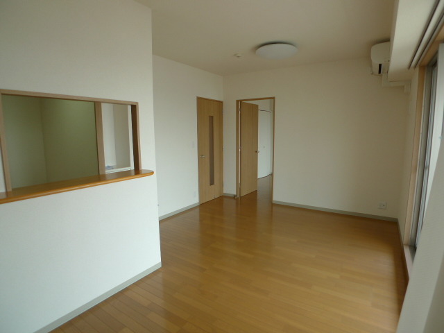 ミレニティ中山 リビング