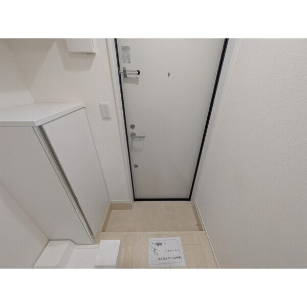 アザーレ・クオン相武台 玄関