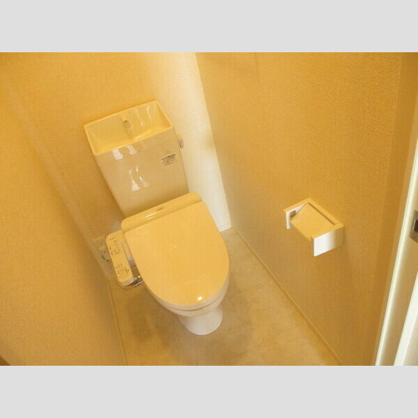 セントーリア202号室 202