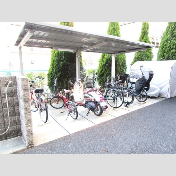 Verger(ヴェルジェ) 駐輪場