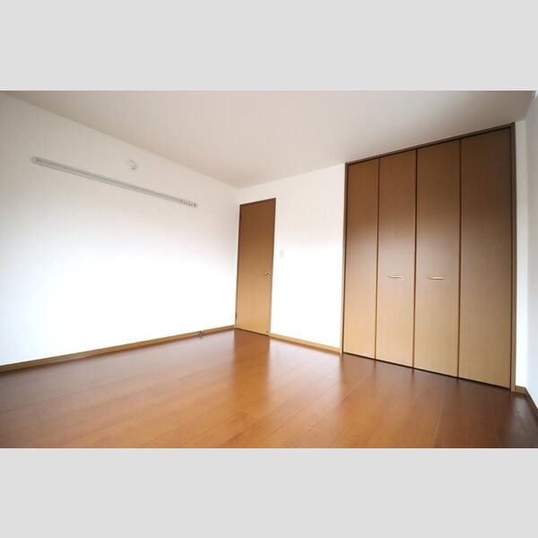 プレミール102号室 洋室8帖