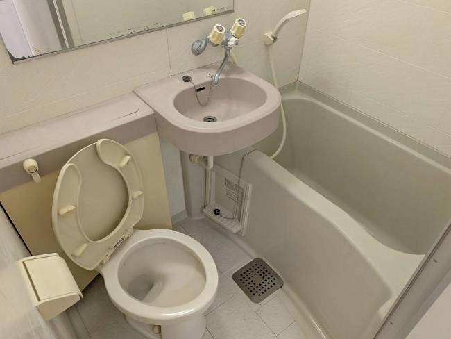 ローズガーデンＡ７１番館(A-071)1階 お風呂