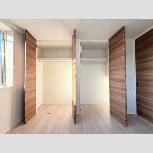 フレジア201号室 大容量のクローゼット♪