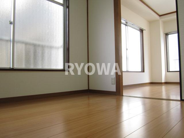 小菅4丁目賃貸住宅 【北側洋室】 掲載の写真は退去前の写真となります。