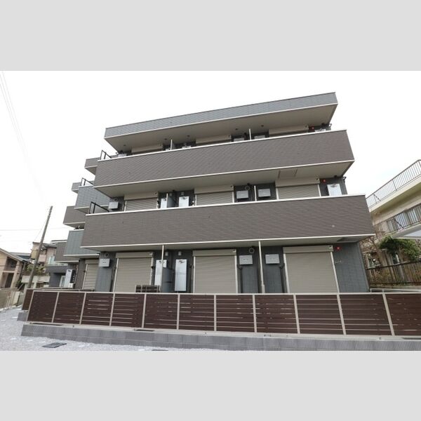 オークツリー101号室 建物外観