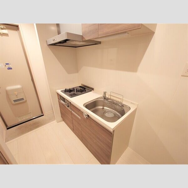 プランドール・アデン303号室 システムキッチン