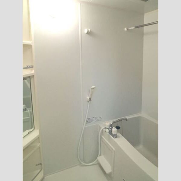 メルヴェール Ⅱ201号室 浴室