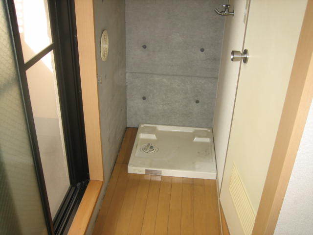 Ｍ’ｓ　ＣＯＲＴＥ 防水板