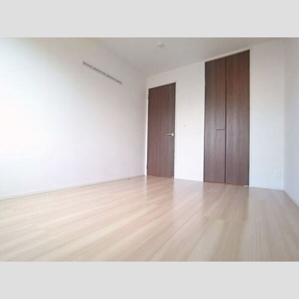 アンクレージュせんげん台102号室 居室