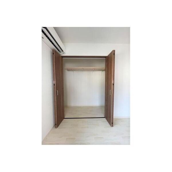 メゾンドフィナンシェ4号室 リビング