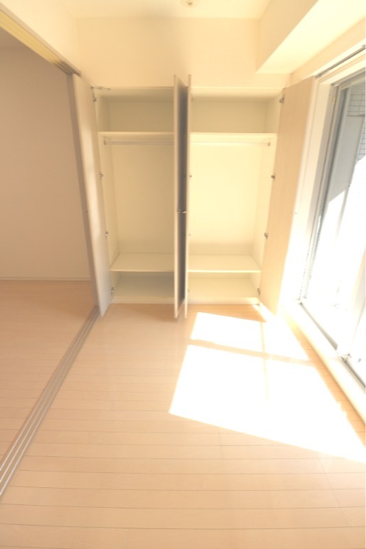 フォレシティ神田多町 収納