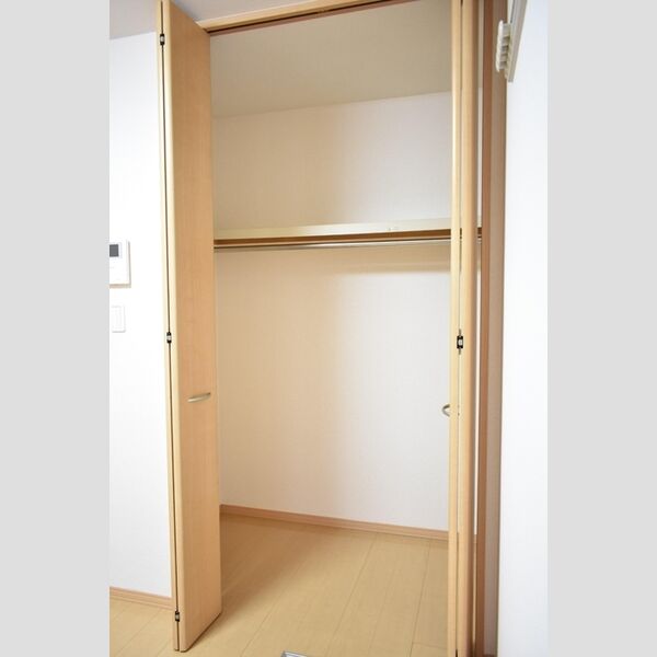 メゾンベール103号室 収納