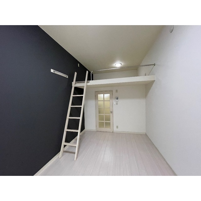 ルピナス リビング