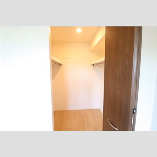 フジクレール　B ウォークインクローゼット