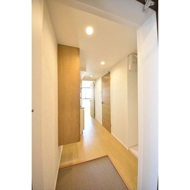 プランドール市川0202号室 内観