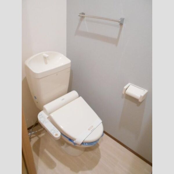 ユイマール　A101号室 温水洗浄便座