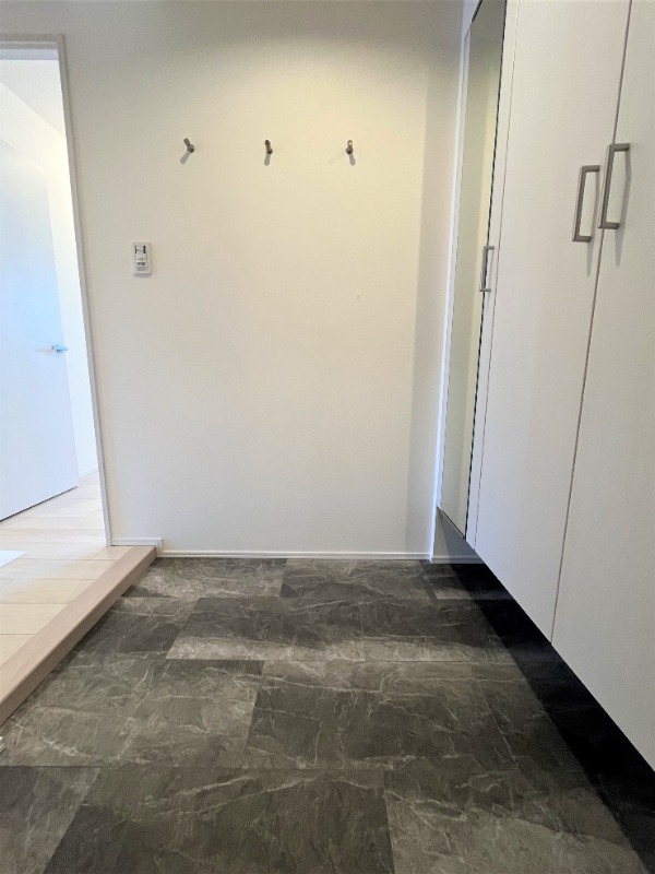 レジディア文京音羽2階 玄関