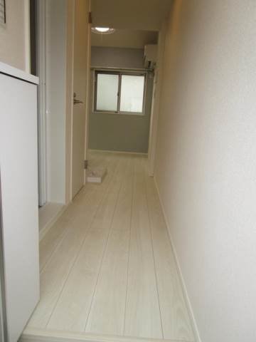 クレールプレイス白楽 玄関