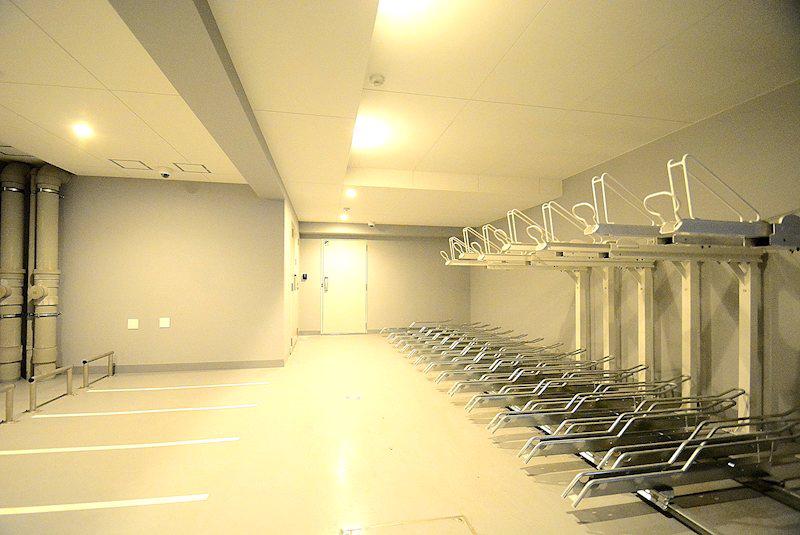 グランドコンシェルジュ練馬中村橋アジールコート4階 駐輪場