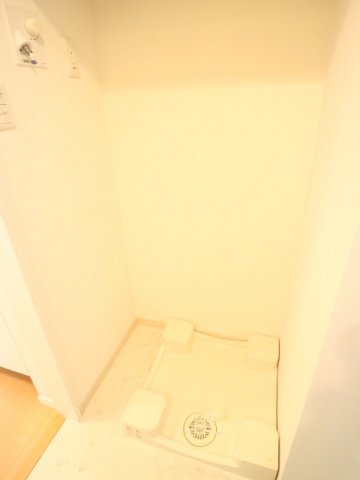 プラウドフラット富士見台 洗濯機置き場※参考写真