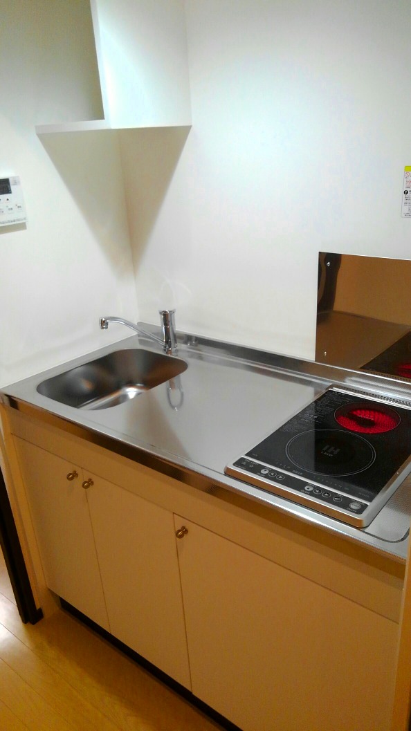 クレイノイヤサカ 2口キッチン