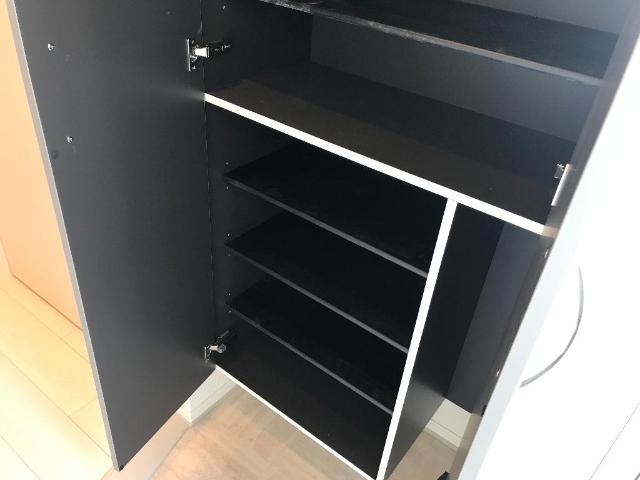 クレスト　タイガー401号室 下駄箱